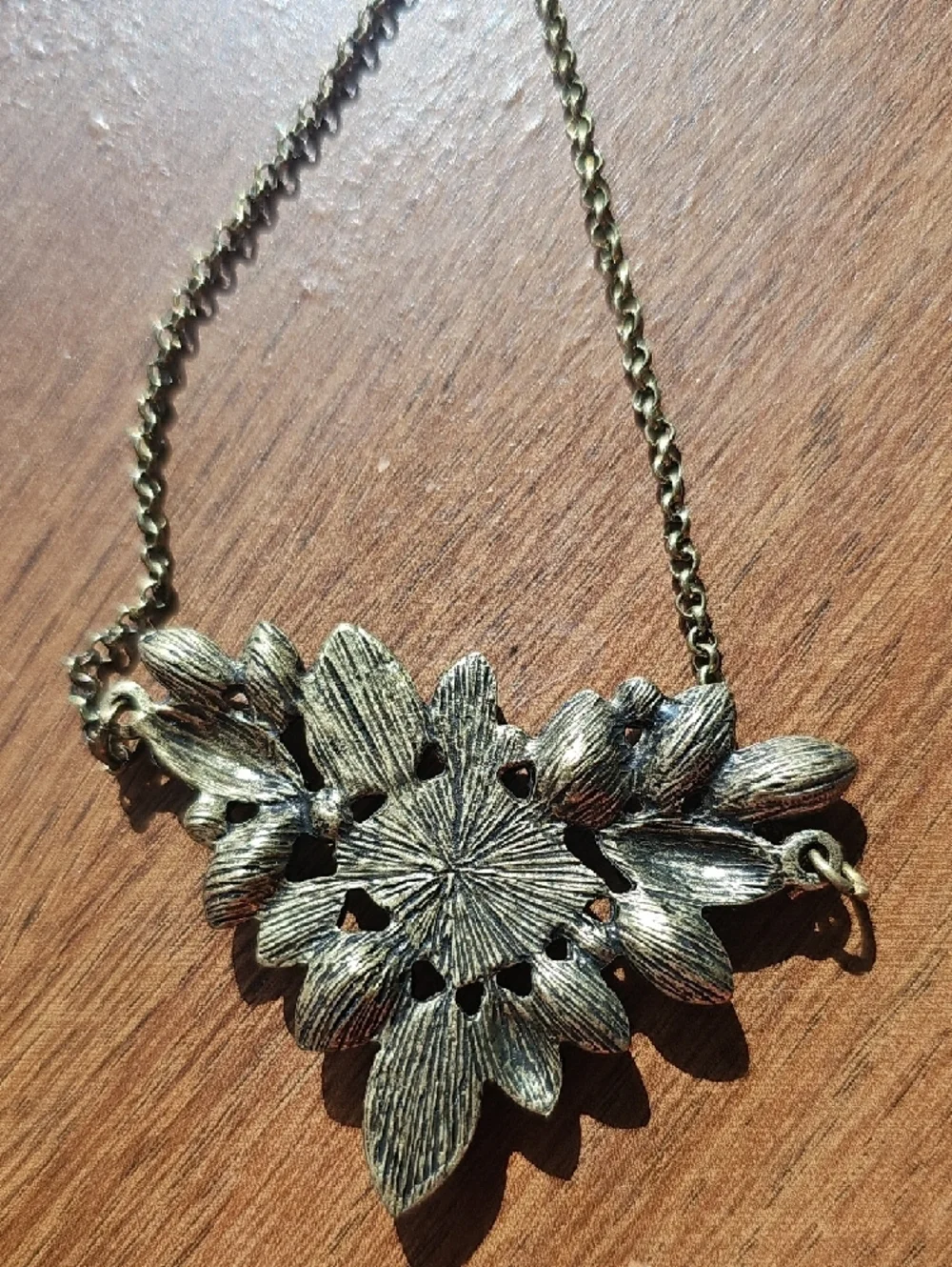 EUC Vintage Gold-Tone Multi-Stone Statement Necklace - Blue & Clear Accents
